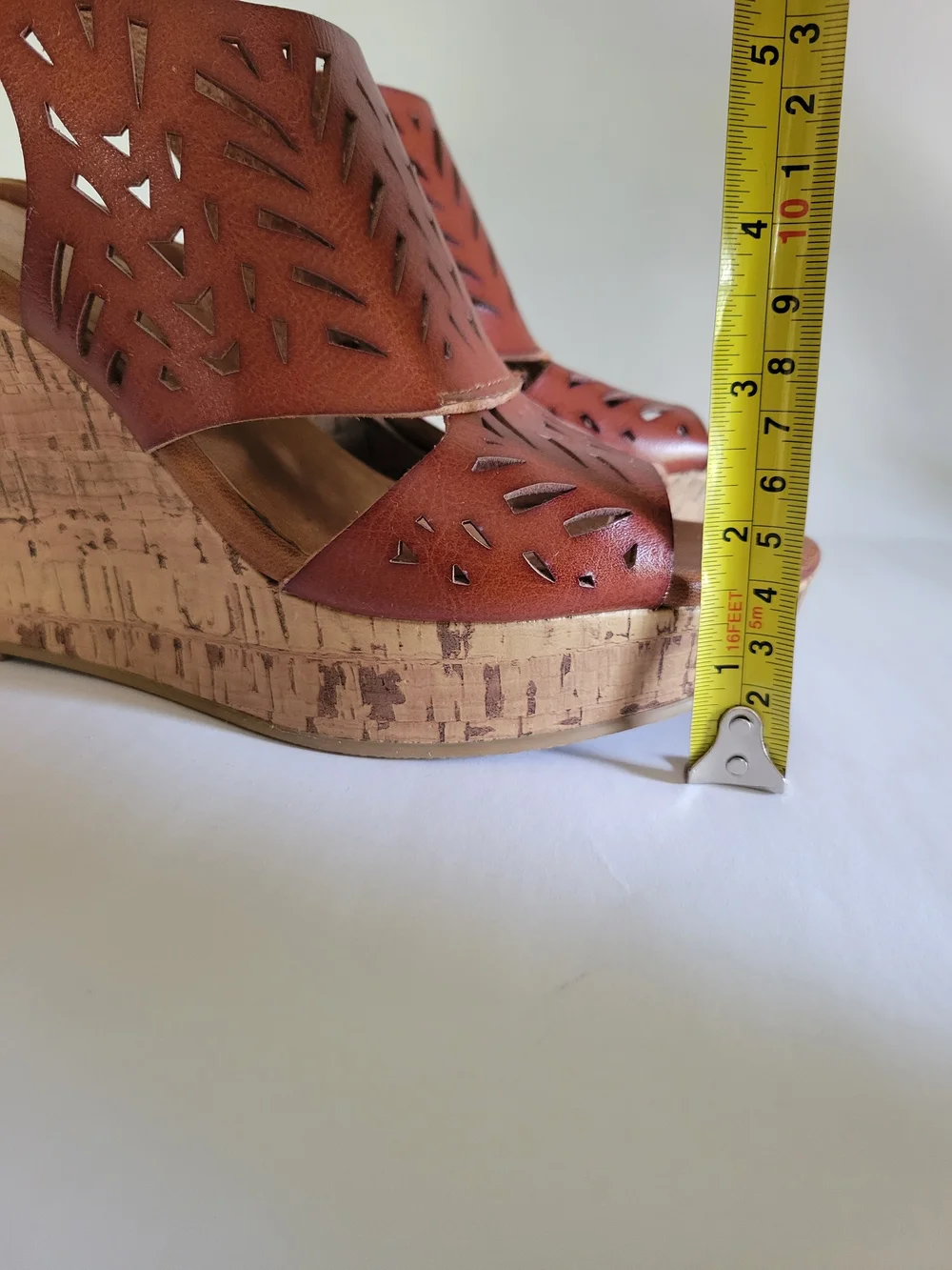 Maurices Womens Brown Laser Cut Cork Platform Wedge Sandals Size 7M Boho Y2K